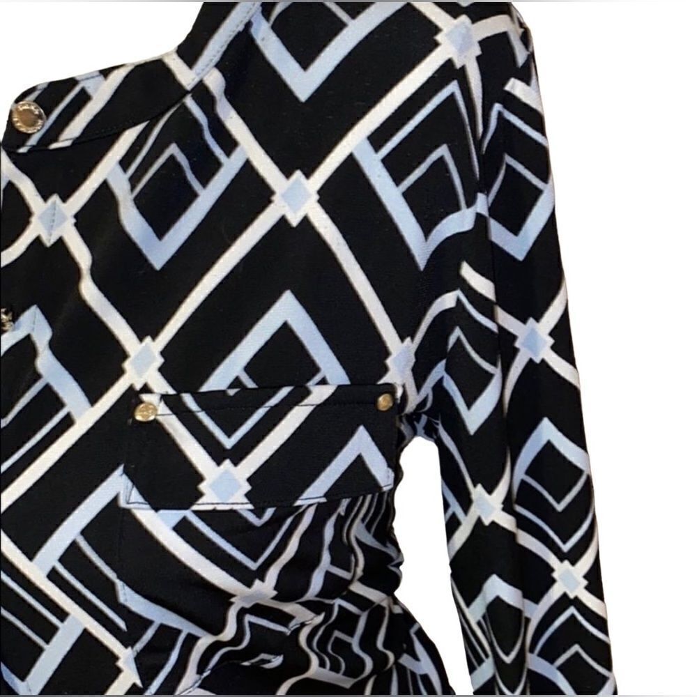 Dana Buchman Button Down Geometric Print Blouse - Picture 4 of 10